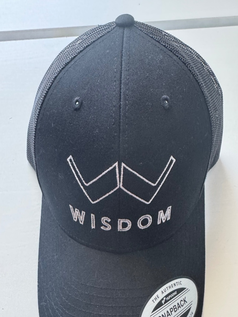 Brand New | Snap back hat